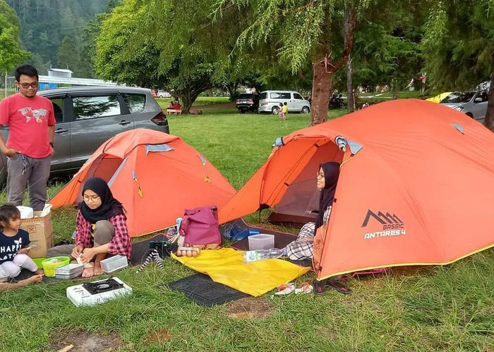 Wisata Terbaru 2024 di Karanganyar? Staycation di Camping Ground Tawangmangu Aja! No. 6 Seperti di Swiss Loh