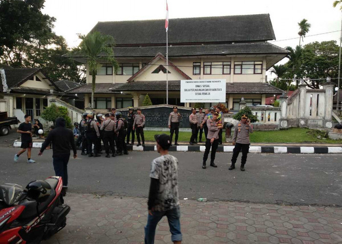 Final Piala Askab Sleman Nyaris Ricuh, Dua Provokator Lempar Botol Dibungkam Polisi