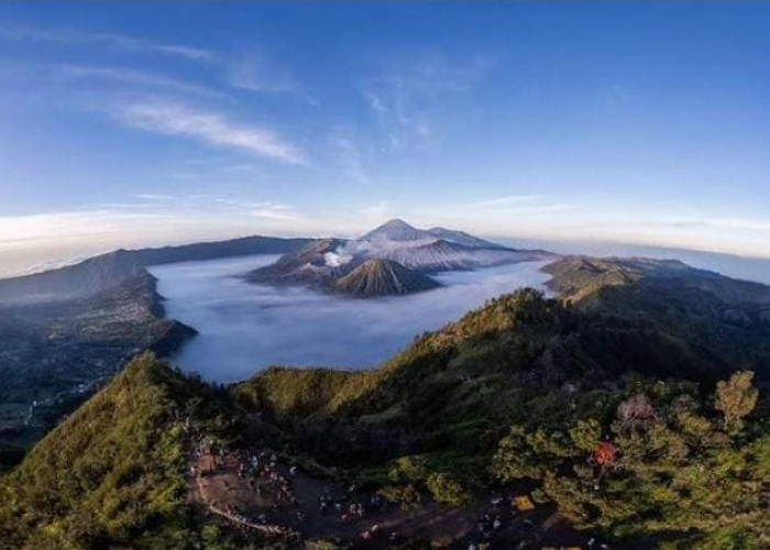 Pesona Gunung Kerinci, Wisata Terbaru 2024? Pemandangan Eksotis di Puncak, Wajib Dikunjungi Nih!