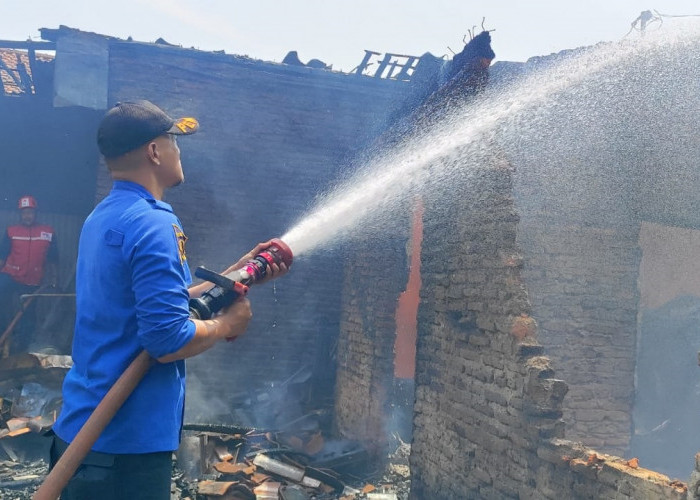 Masak Air Ditinggal ke Sawah, 2 Rumah di Desa Kesuben Tegal Terbakar