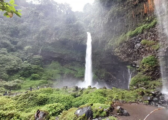 Suguhkan View Spektakuler? Intip Rekomendasi Wisata Terbaru 2024 Curug di Tasikmalaya 