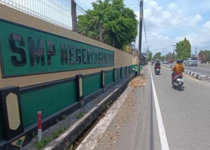 Pembangunan Tol Joga-Solo-YIA Berdampak Hilangnya Gerbang SMP N 3 Gamping