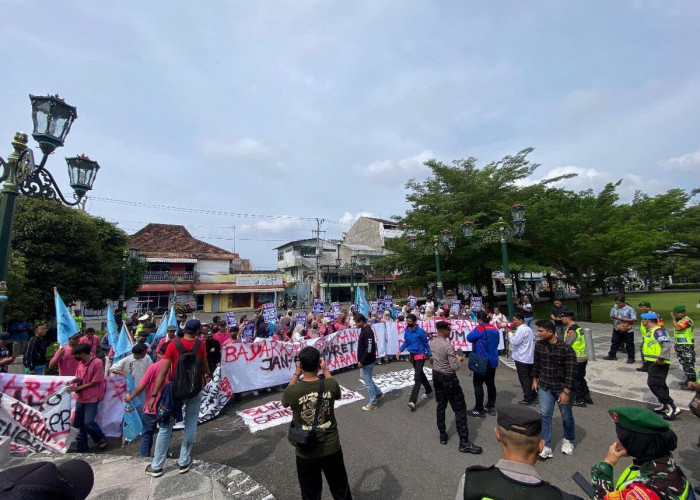 Buruh DIY Desak Sanksi Tegas atas Upah Tak Dibayar dan Pelanggaran THR-BPJS