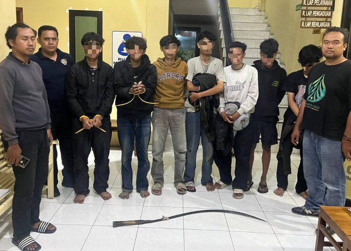 Hendak Tawuran di Ring Road Selatan, Tujuh Remaja Diamankan Salah Satunya Bawa Celurit 1,4 Meter
