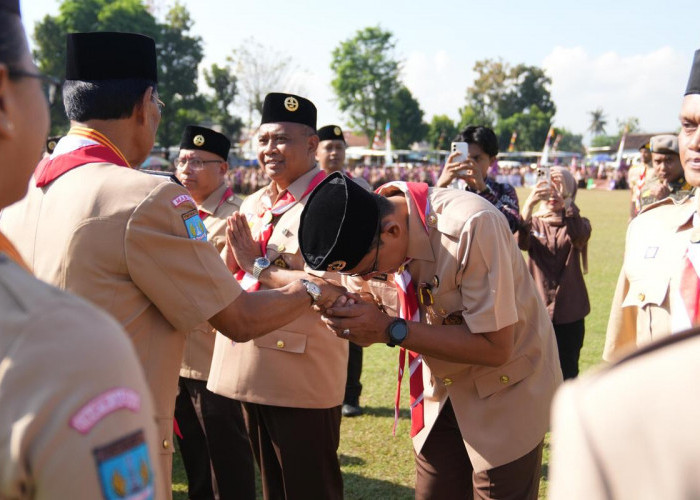 Bupati Sleman Raih Lencana Darma Bakti, Janji Perkuat Gerakan Pramuka