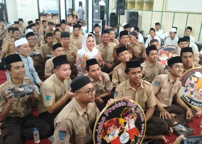 Uji Coba Program, 2.000 Paket Makan Bergizi Gratis Diberikan ke Santri di Kompleks Ponpes Ali Maksum Krapyak