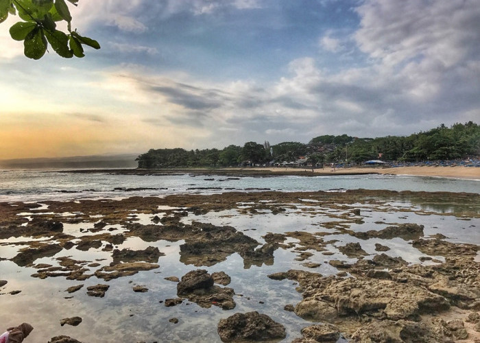 Simak Wisata Terbaru 2024 Pantai Yang Dekat Dengan Bandung Cocok Buat Ngabuburit dan Libur Lebaran
