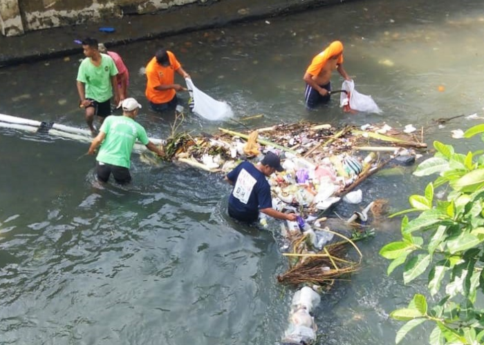 Cegah Sampah Tak Masuk Kota Jogja, Trash Barrier Dipasang di 4 Titik Sungai