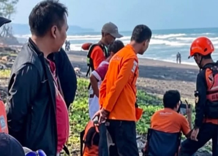 Hari Kedua Pencarian Anak Terseret Ombak, Tim SAR Andalkan Drone Termal di Tengah Gelombang Tinggi