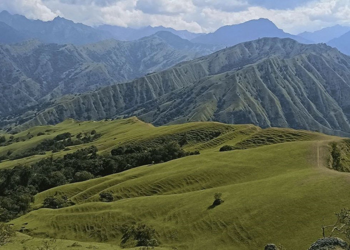 Wisata Tebing Romantis Tana Toraja: Daya Tarik, Tiket Masuk, Jam Buka, Fasilitas dan Lokasi Lengkap