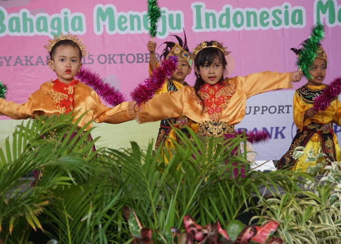 Gebyar PAUD Kota Yogyakarta Ajarkan Anak Peduli Lingkungan Melalui Flashmob Pilah Sampah