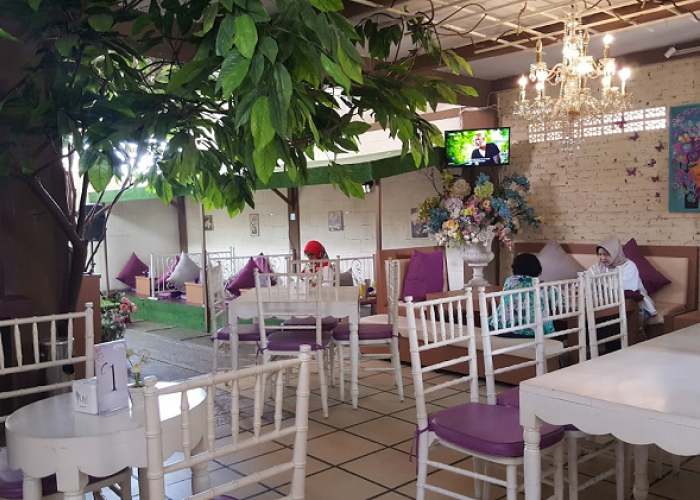 Nongrong Asik, Yuk Eksplorasi Cafe Estetik dan Hits di Kota Cimahi