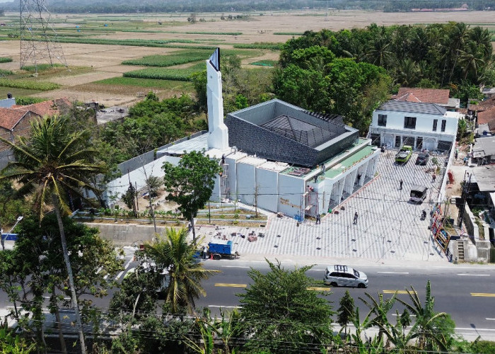 Kisah Haru Muhammad Suryo Bangun Masjid untuk Almarhumah Istri di Palihan Kulon Progo