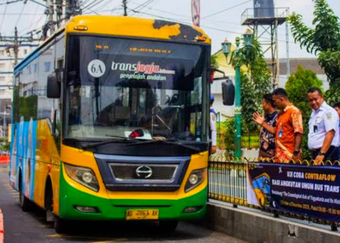 Hari Minggu Keliling Kota Pakai Trans Jogja, Cek Rute Updatenya untuk Minggu Ini!