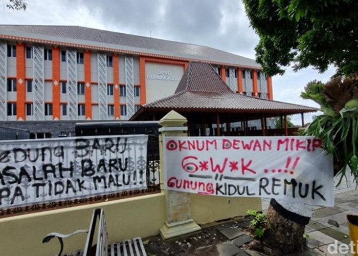 Gabungan Rakyat Gunungkidul Tuntut Oknum Anggota DPRD yang Terlibat Dalam Video Tak Senonoh Dinonaktifkan