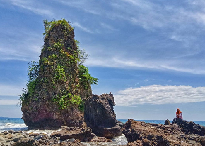 5 Destinasi Hits dan Kece di Pesisir Barat Lampung, Buat Momen Liburanmu Jadi Tak Terlupakan