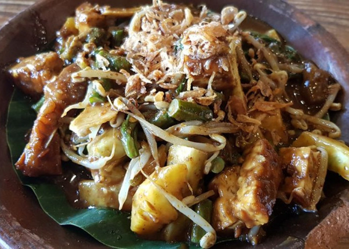 Berbagai Macam Kuliner Rujak Khas Jawa Timur, Nikmat Pedasnya Menyegarkan