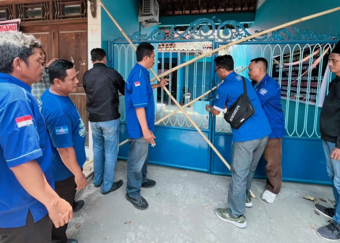 7 PAC Segel Kantor DPC Demokrat Brebes, Asrofi; Saya Terima SK Sesuai Mekanisme DPP