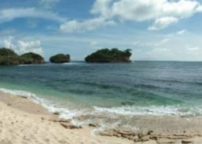 Hidden Gem Pantai Watu Karung, Pesona Wisata Terbaru 2024 Pacitan
