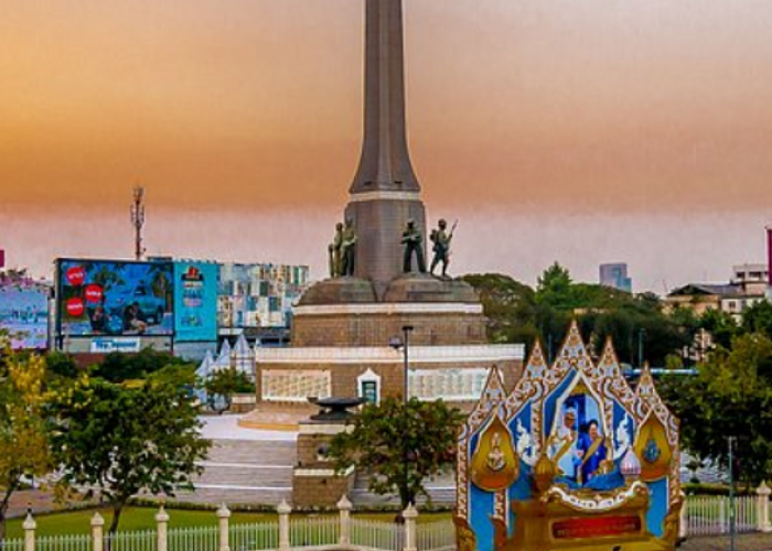 Liburan ke Thailand? Inilah 11 Spot Makan Halal Paling Enak di Bangkok Tahun 2026