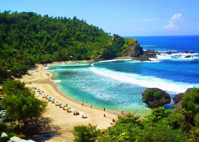 5 Rekomendasi Wisata Pantai Jogja dengan Panorama Indah dan Harga Tiket Terjangkau, Cek Disini