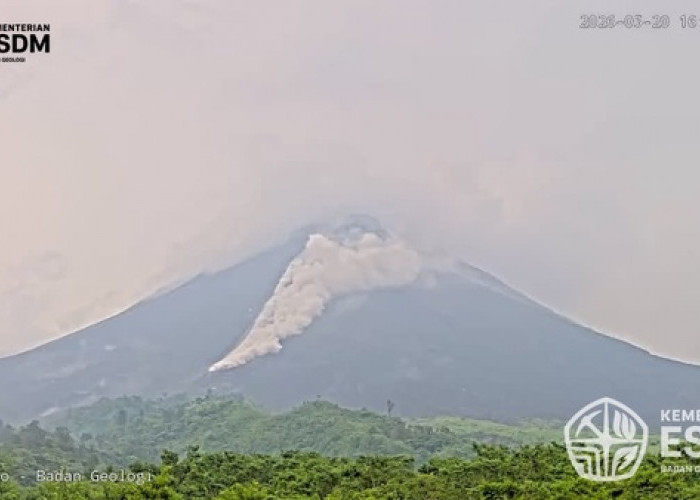Merapi Keluarkan APG Usai Hujan Deras, BPPTKG Keluarkan Peringatan Bahaya Lahar