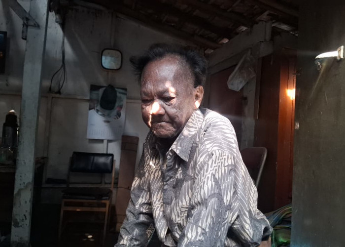 Hidup dari Bantuan Tetangga, Pak Yoyok Kehilangan PKH Setelah Status Desil Berubah