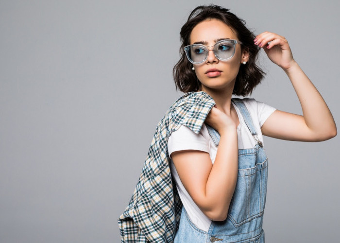 Ekspresi Diri dan Kepribadian, Simak 7 Ide Padu Padan Outfit Kuliah Terbaik untuk Wanita di Tahun 2025