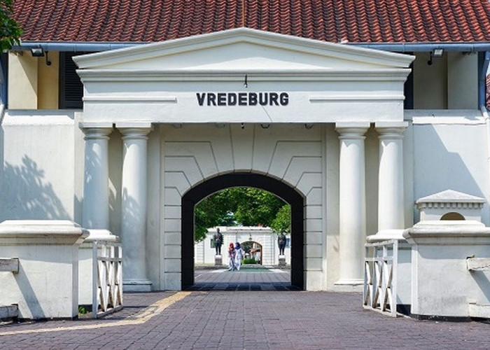 5 Rekomendasi Wisata Dekat Stasiun Tugu Jogja yang Menarik untuk Petualangan di Kota Pelajar