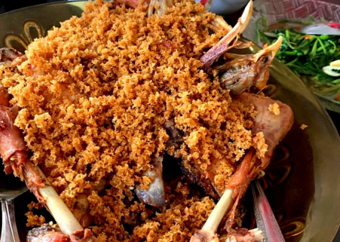 Menguak Legenda Ayam Kremes Pertama di Indonesia Ayam Goreng Terenak di Jogja