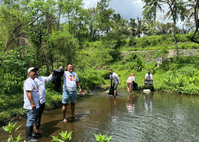 Gerakan Indonesia Asri di Sleman, Satria DIY Bersihkan Sungai Boyong dan Libatkan Warga