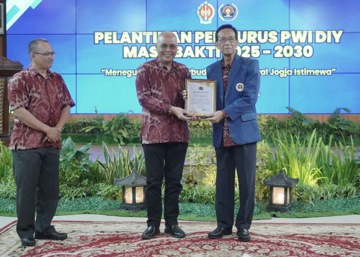 Sri Sultan HB X Ingatkan Pers: Jangan Kalah oleh Viral, Jangan Tunduk pada Algoritma