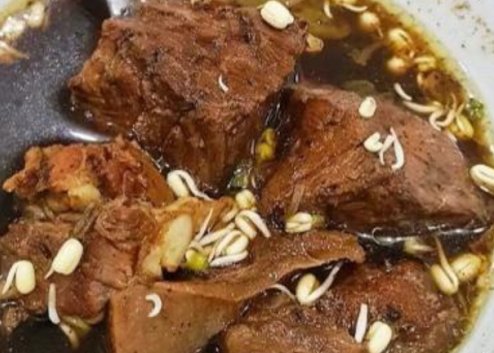 Jejak Rasa Kelezatan Destinasi Makanan Ikonik Paling Wajib Dikunjungi di Surabaya