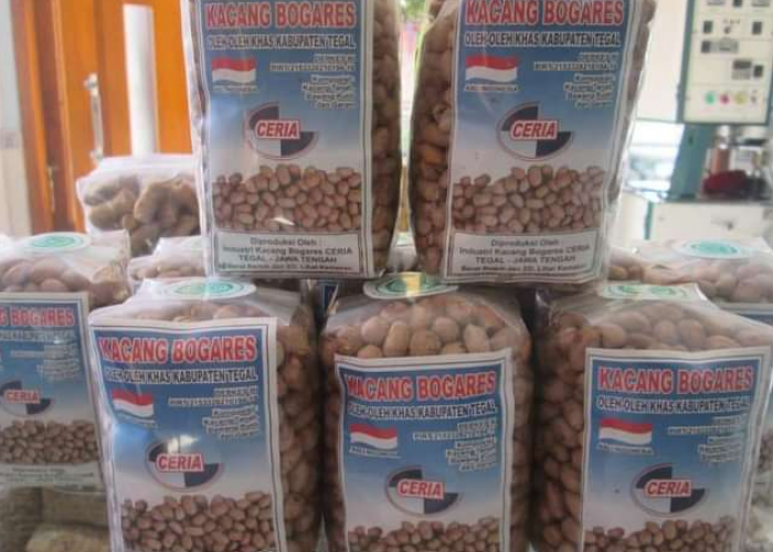 Kacang Bogares, Camilan Kacang  Nomor 1 di Tegal yang Terkenal Enak dan Renyah