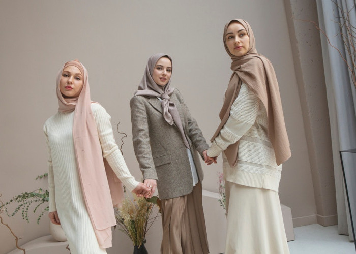 Tampil Kekinian dengan Ragam Variasi, Simak 5 Model Gamis Korean Style yang Cocok untuk Para Remaja