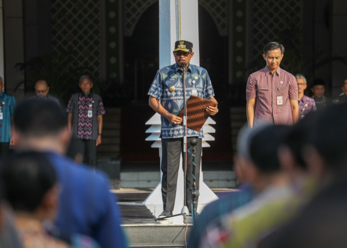 ASN Harus Memiliki Sikap Disiplin, Pj Gubernur Jateng: Berikan Pelayanan yang Terbaik