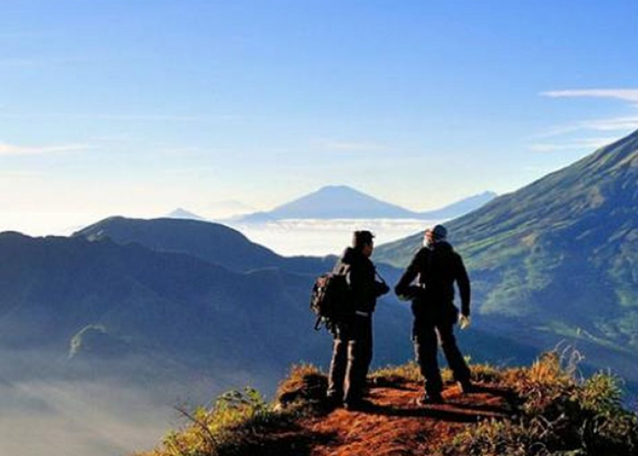 Menjelajahi Keajaiban Alam dan Budaya di Dataran Tinggi Jawa, Simak Informasi Selengkapnya Disini