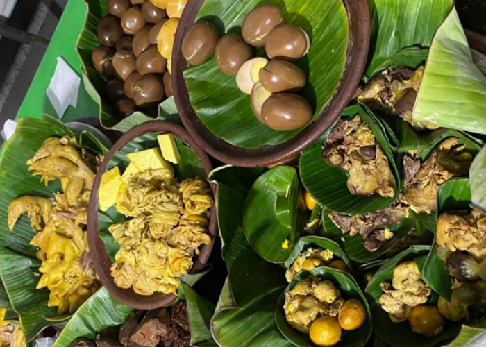 Rekomendasi Nasi Liwet Paling Nikmat di Solo Penuh Kehangatan Bersama Keluarga