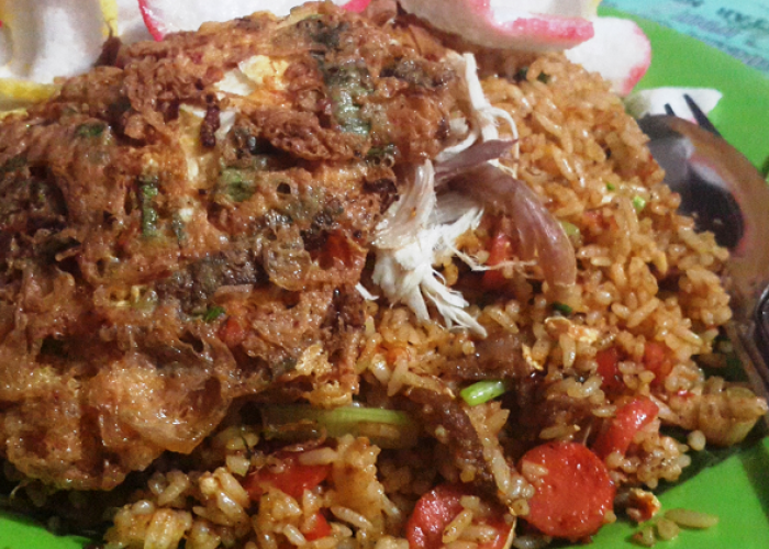 Kuliner Malam Favorite di Jakarta Nasi Goreng Gila Stress Ndut Gandaria