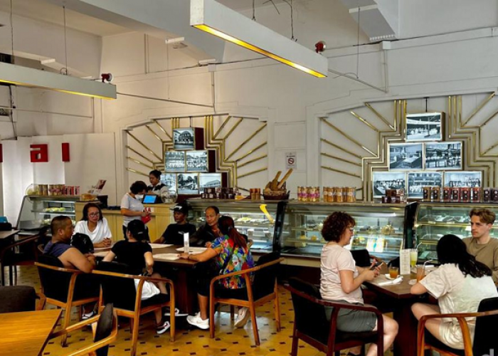 Cita Rasa Klasik Tempat Buka Puasa Bersama di Kota Bandung yang Penuh Kenangan