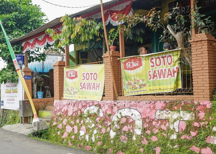 Makan Soto Pinggir Sawah Estetik? Wisata Terbaru 2024 Kuliner Semarang, Tampilkan Lanskap View 3 Gunung!