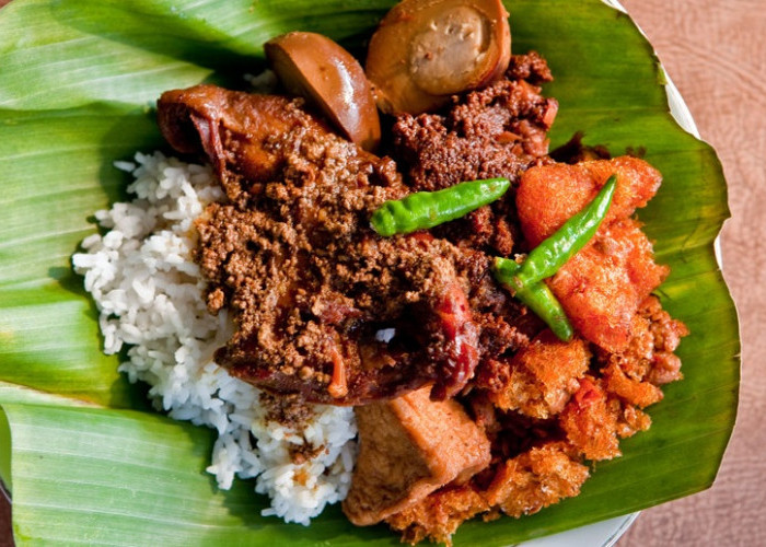 Icip-Icip Gudeg Manggar, Kuliner Legendaris Khas Yogyakarta Yang Lebih Gurih Padat