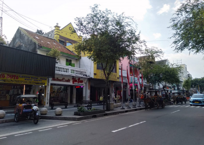 Sempat Tutup Sehari, Malioboro dan Pasar Beringharjo Kembali Normal Pasca Demonstrasi
