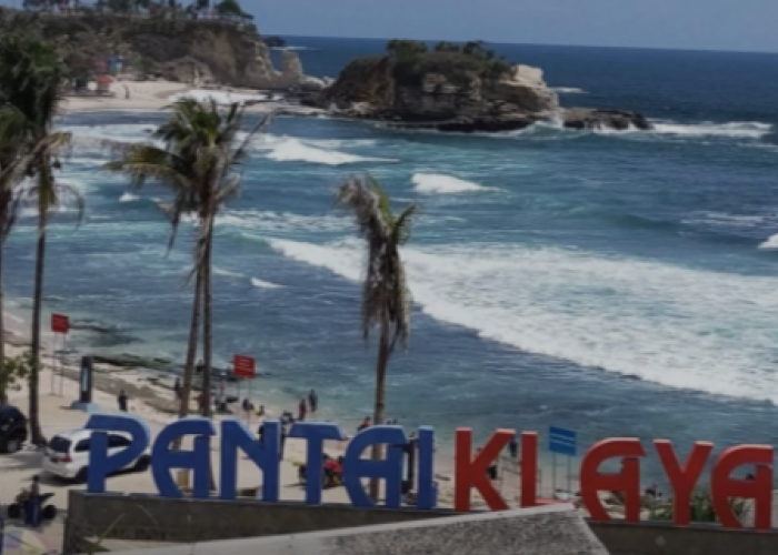 Libur Lebaran di Pantai Klayar? Wisata Terbaru 2024 Pantai di Jawa Timur Yang Sejuk Dengan Fasilitas Lengkap