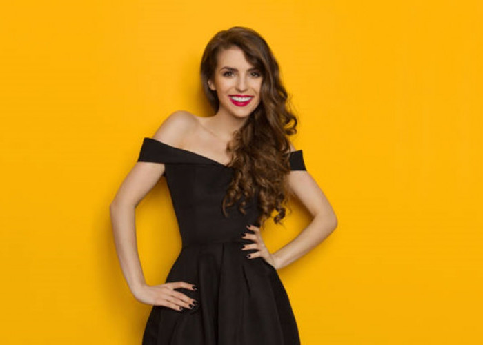 Pilihan Model Baju Pesta Sederhana Tapi Mewah, Bisa Jadi Inspirasi Wanita Hijab dan Non Hijab