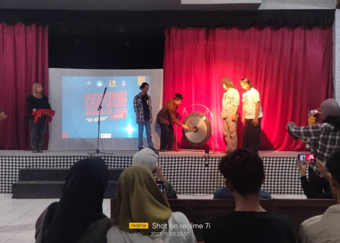7 Sekolah Ramaikan Festival Teater Pelajar 2023 dengan Tema ”Re-Aktor” di Gedung Rakyat Slawi