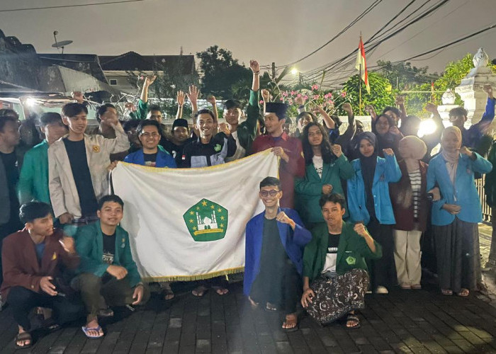 BEM Pesantren Seluruh Indonesia Desak Presiden Copot Menteri ESDM Imbas Krisis Energi Global