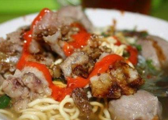 Nikmati Sensasi Tetelan Melimpah Bakso di Semarang dengan Rating Tinggi di Google Maps
