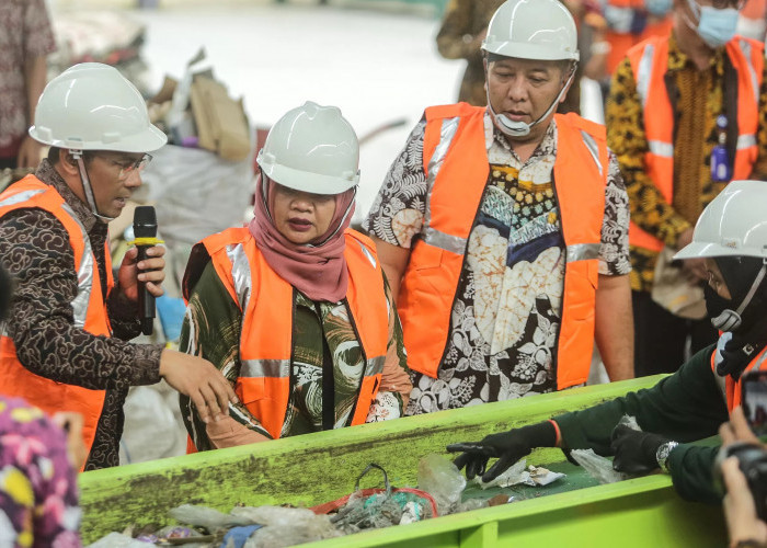 Keberadaan TPST Tamanmartani Dorong Bupati Sleman Optimalkan Pengelolaan Sampah
