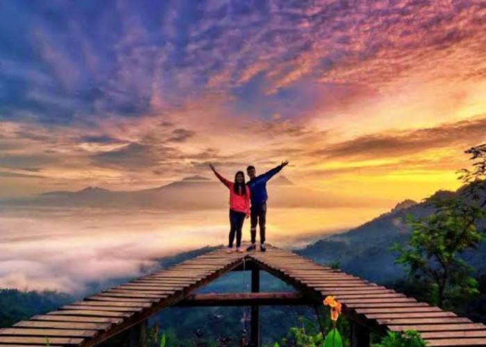 Nikmati View Gunung Memukau, Simak Pesona Wisata Terbaru 2024 Punthuk Mongkrong Magelang